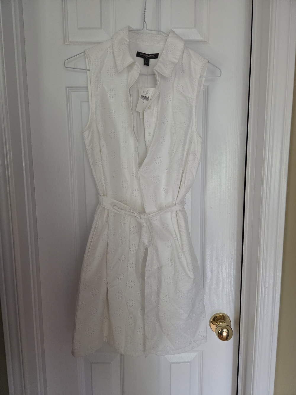 Banana Republic White Eyelet Sleeveless Shirt Dress with Tie Belt